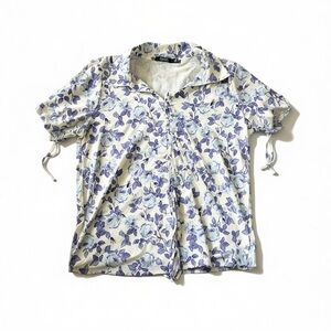 Cure Floral Button Down Shirt - Blue and White size medium NWT